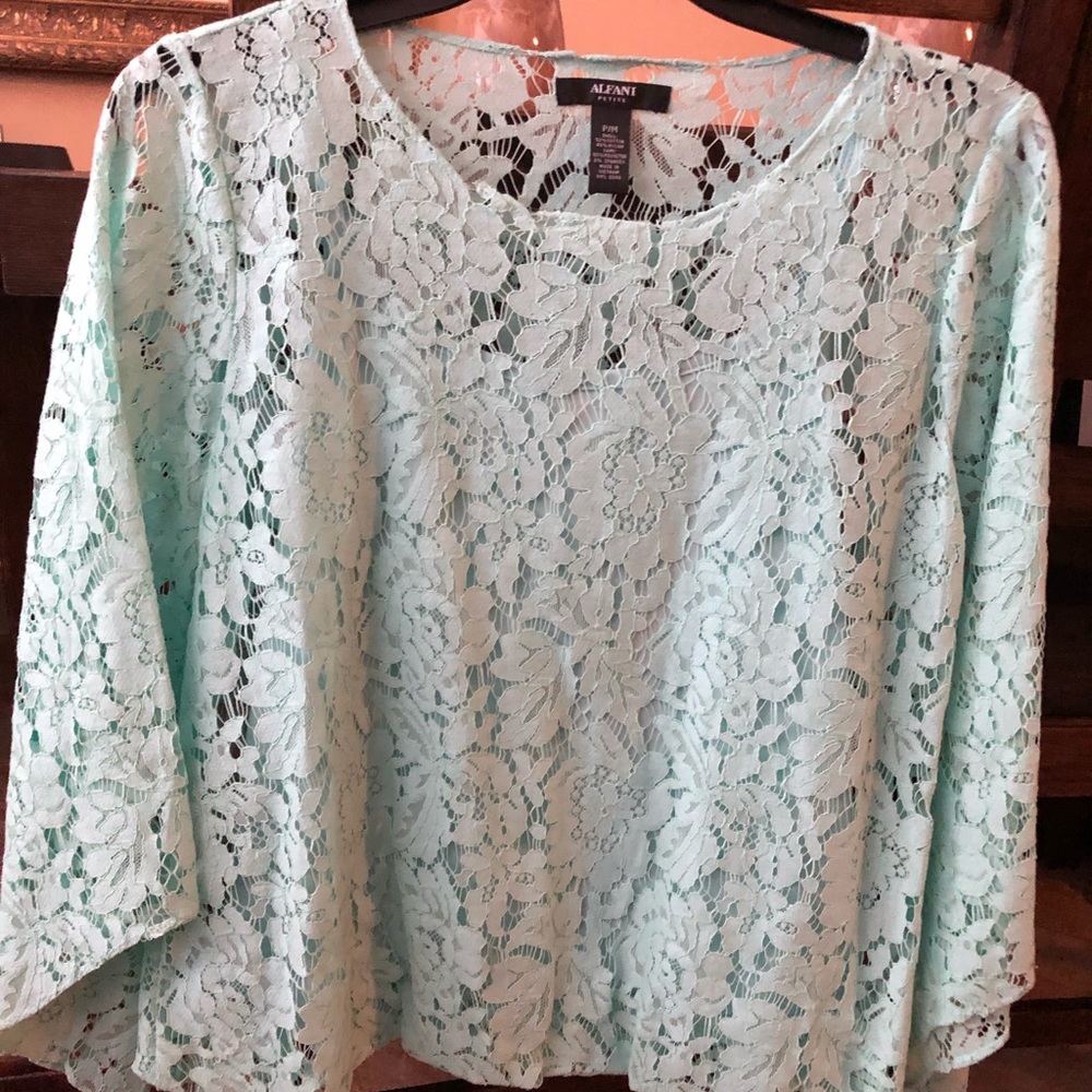 Blouse - Picture 2 of 2